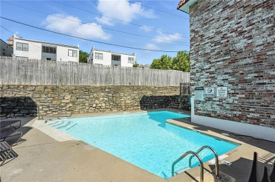 5010 Baltimore Ave APT 106 Kansas City, MO 64112