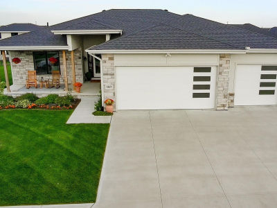 5507 N 208th St Elkhorn, NE 68022