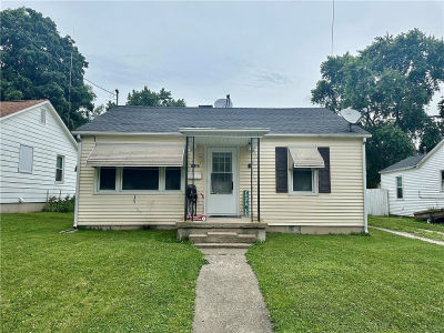 632 Woodlawn Ave Mattoon, IL 61938