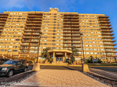 55 Ocean Avenue North, Monmouth Beach, NJ, USA