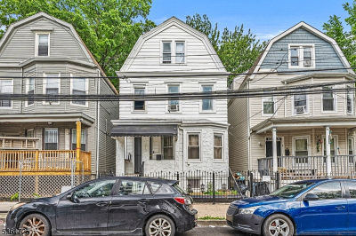 832 S 15th St Newark, NJ 07108