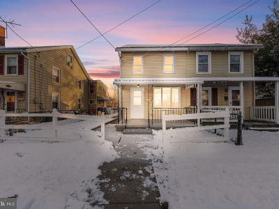 810 W 2nd St Florence, NJ 08518