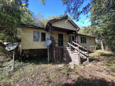 110 N Church St Erin, TN 37061