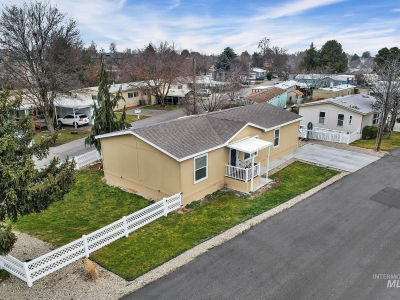 8483 W Irving Ln Boise, ID 83704