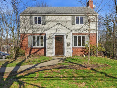 1002 South Greenlawn Drive, Pittsburgh, Mt. Lebanon, PA, USA