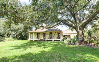 6219 East Old Spanish Trail, Jeanerette, LA, USA