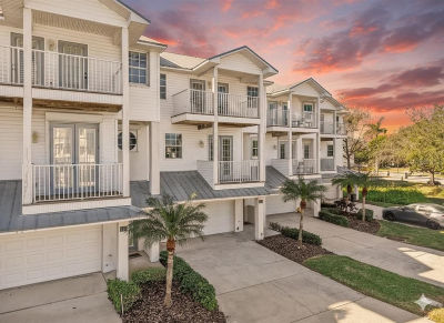 135 Bath Club Cir North Redington Beach, FL 33708