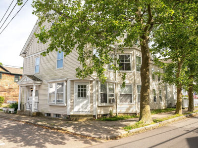 1 Harmony St Stonington, CT 06378