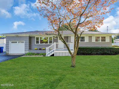 1037 Savannah St Toms River, NJ 08753