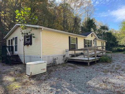 147 Paw Paw Est Rivesville, WV 26588