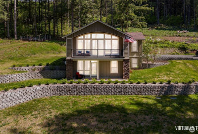 27406 NE 65th St Camas, WA 98607