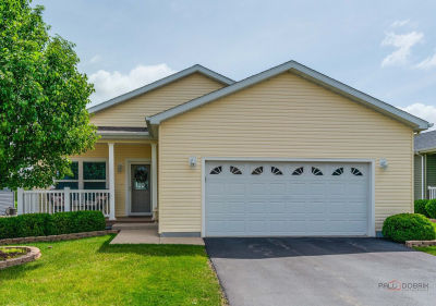 1459 Equestrian Dr Grayslake, IL 60030