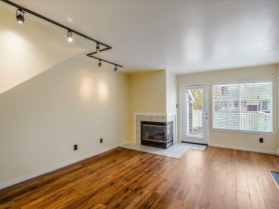 76 Marina Lakes Dr Richmond, CA 94804