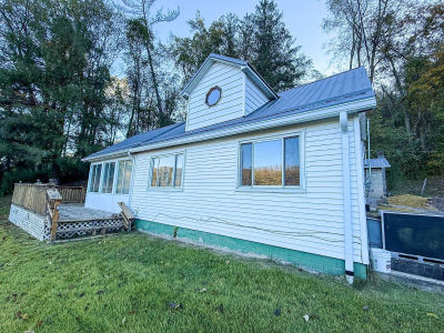 105 River St Gassaway, WV 26624