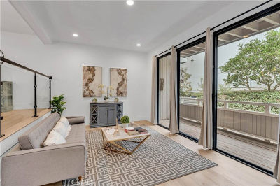 2 Encore Ct #248 Newport Beach, CA 92663