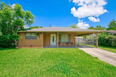 2036 General Collins Ave New Orleans, LA 70114