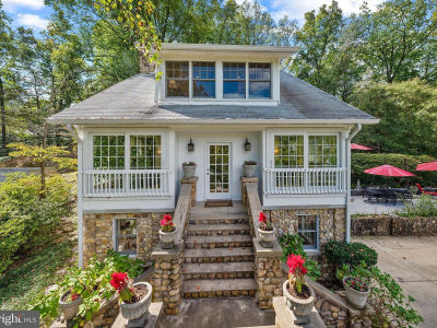702 Sligo Creek Pkwy Takoma Park, MD 20912