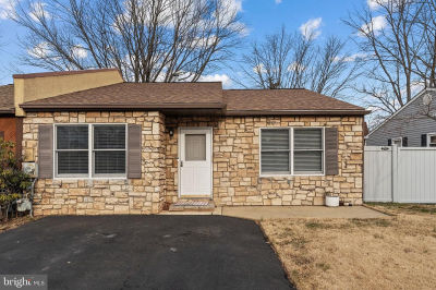 745 Tennyson Dr Warminster, PA 18974