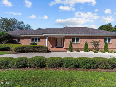 1310 Regatta Dr Wilmington, NC 28405