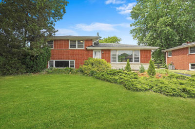 11146 84th Place, Willow Springs, IL, USA