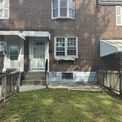 7 W 21st St Chester, PA 19013