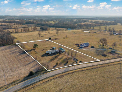 16639 Highway Ff Aurora, MO 65605