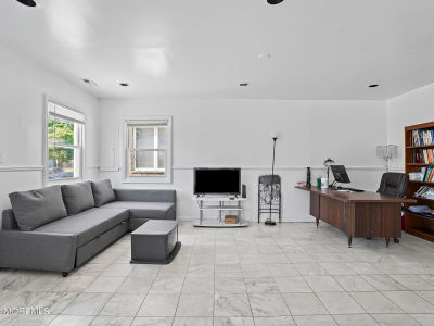 56 Highland Ave Keansburg, NJ 07734