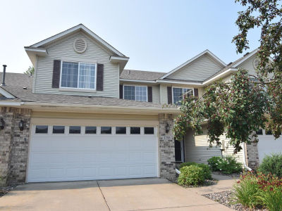 1708 Sunset Dr Northfield, MN 55057