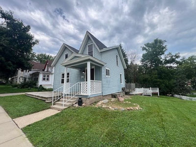 504 2nd St W Northfield, MN 55057