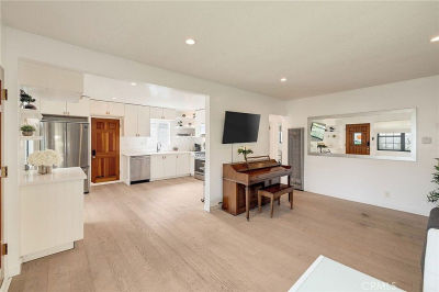 207 S Aviation Blvd Manhattan Beach, CA 90266