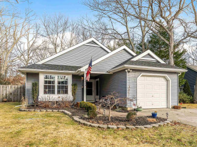 703 Ravenwood Dr Galloway, NJ 08205