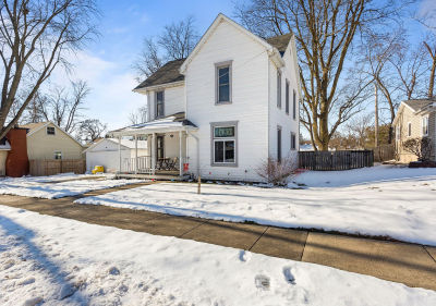 206 N Buchanan St Heyworth, IL 61745