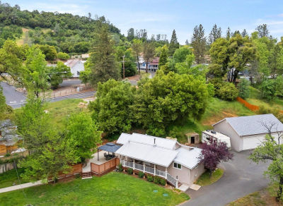 17250 Burford Ln Soulsbyville, CA 95372