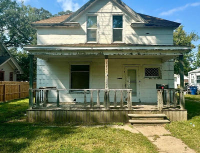 906 S 4th St Norfolk, NE 68701