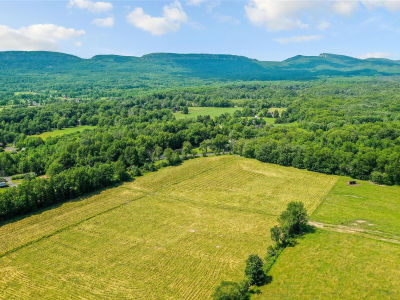 Bruynswick Rd Gardiner, NY 12525