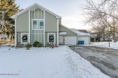 805 Roche De Bouef Ct Waterville, OH 43566