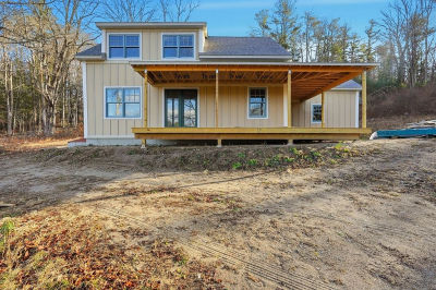 63 Cooleyville Rd New Salem, MA 01355