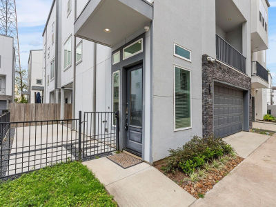 8409 Hempstead Rd UNIT H Houston, TX 77008