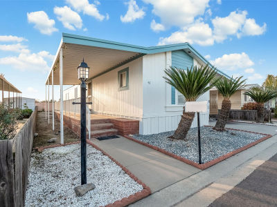 2627 W Midvalley Ave SPACE 46 Visalia, CA 93277