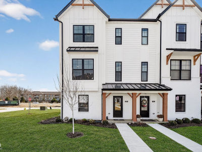 7107 Pate Hollow Dr Brownsburg, IN 46112