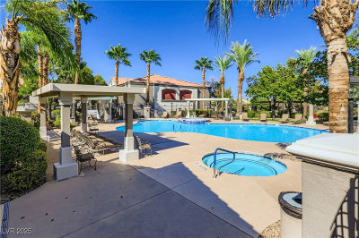 950 Seven Hills Dr APT 212 Henderson, NV 89052