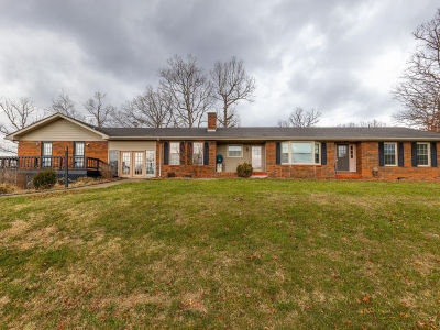 463 Hutchinson Rd West Liberty, KY 41472