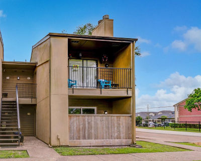 3300 Pebblebrook Dr APT 15 Seabrook, TX 77586