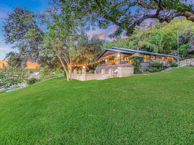 1121 Hidden Valley Rd Wimberley, TX 78676