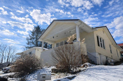 1412 Hood St Fairmont, WV 26554