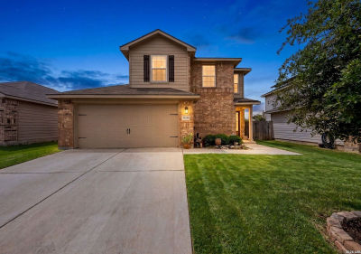 15244 Sleepy River Way Von Ormy, TX 78073