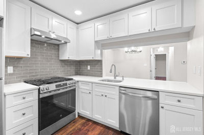 1301 Commons Dr East Brunswick, NJ 08816