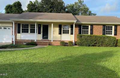 405 Thomas Dr Jacksonville, NC 28546