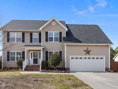 149 Harvest Moon Dr Richlands, NC 28574