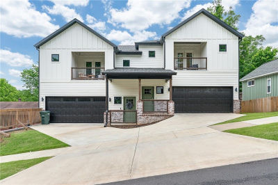 215 E Center St Fayetteville, AR 72701